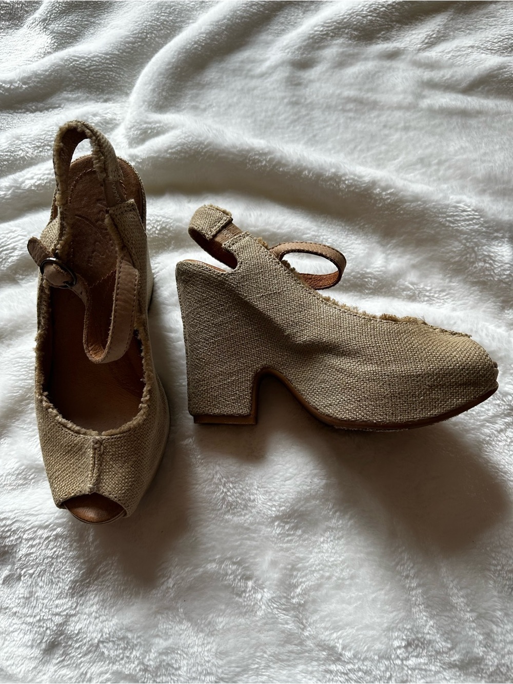 NAYA Women’s Feminine Open-Toe Tan Slingback Espadrille Boho Wedges Sz 4.5 EUC